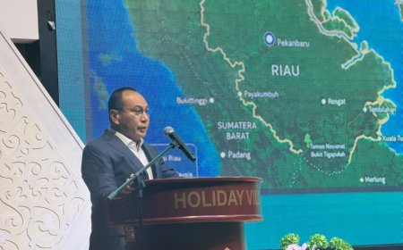 Temui Polisi Malaysia, Kapolda Riau Paparkan Gotong Royong Tangani Karhutla